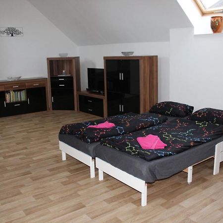 Apartman Rapotin, Jesenicka 296, 3Km Od Termalniho Parku Velke Losiny Luaran gambar